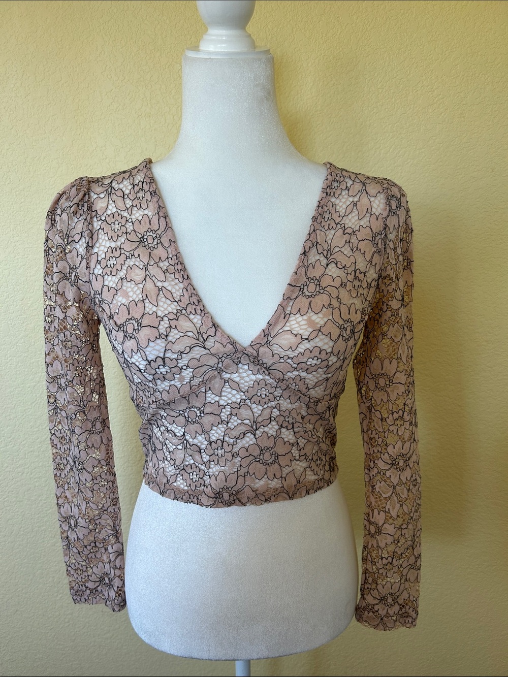 Topshop Blush Lace V-Neck Crop Top